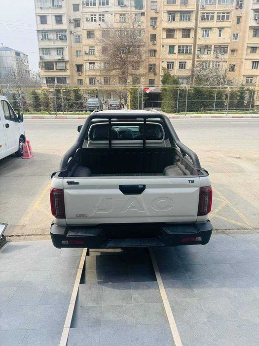 JAC T9 Pikup - Brendning yetakchi pikap modeli