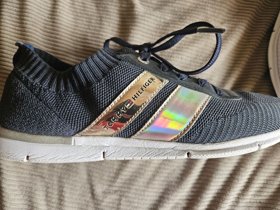 Спортни Tommy hilfiger