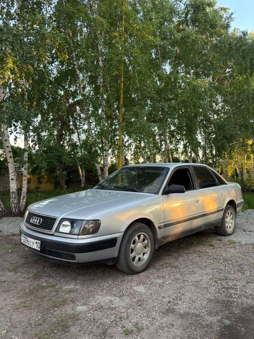 Ауди 100с4 2,6 автомат