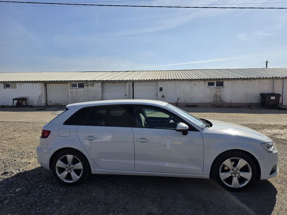 AUDI A3 2013 — imagine 3