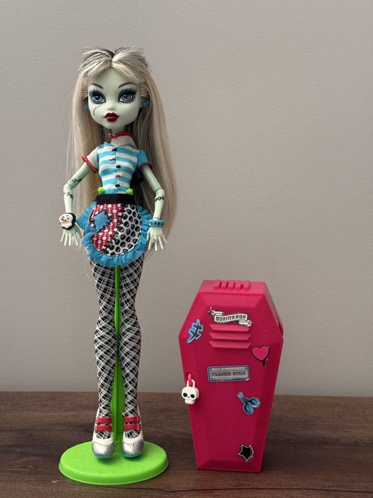 Монстер хай, Mattel Frankie Stein Set Classroom