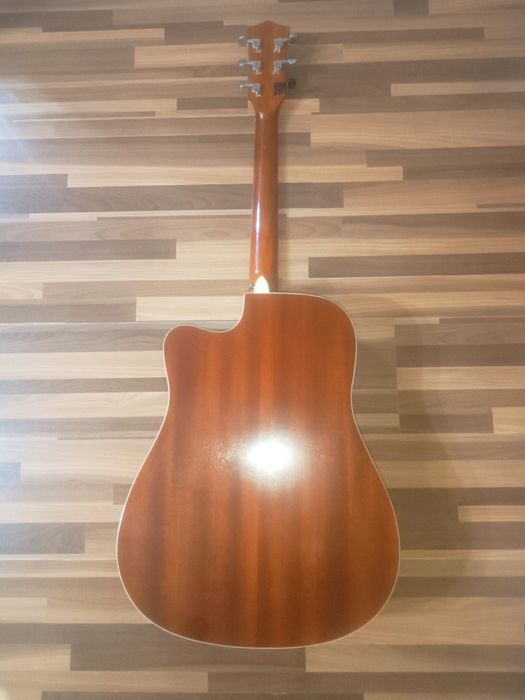 Срочно Гитара Matilda акустическая гитара Срочно