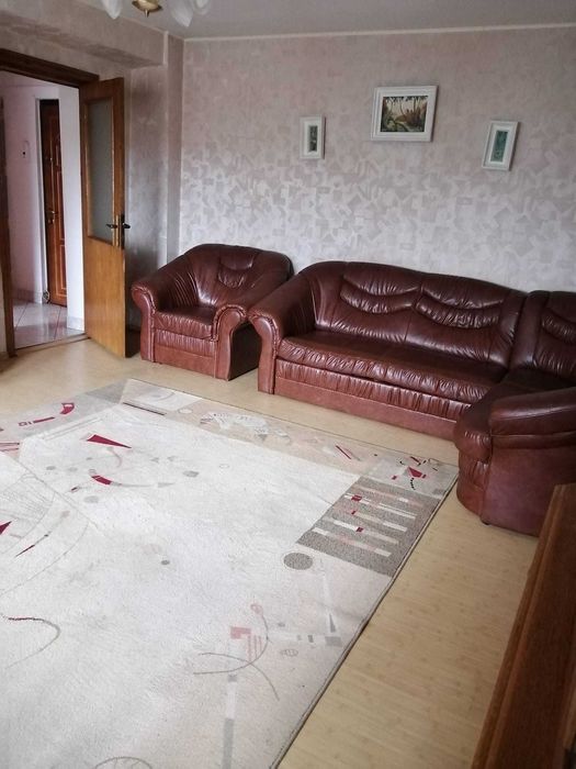 Inchiriez apartament