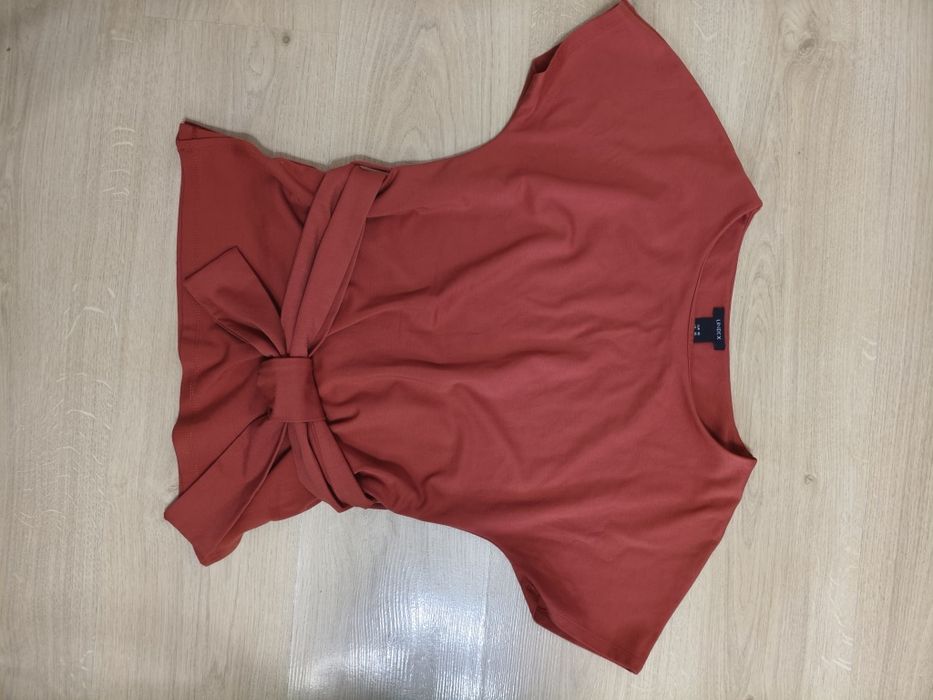 Продаётся-блузка;размер-xs;