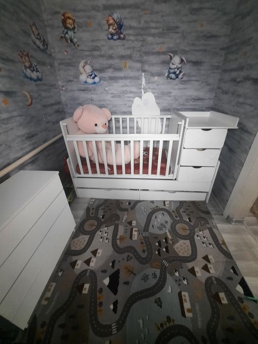 Продам детскуюкроватку,комод,шезлонг