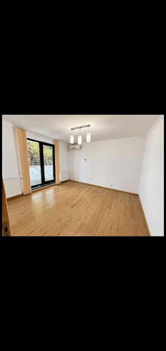 Apartament/Spațiu comercial