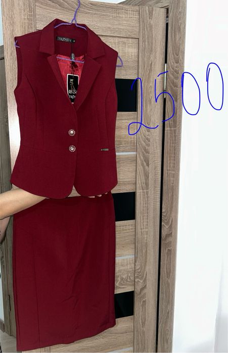 Женская одежда,