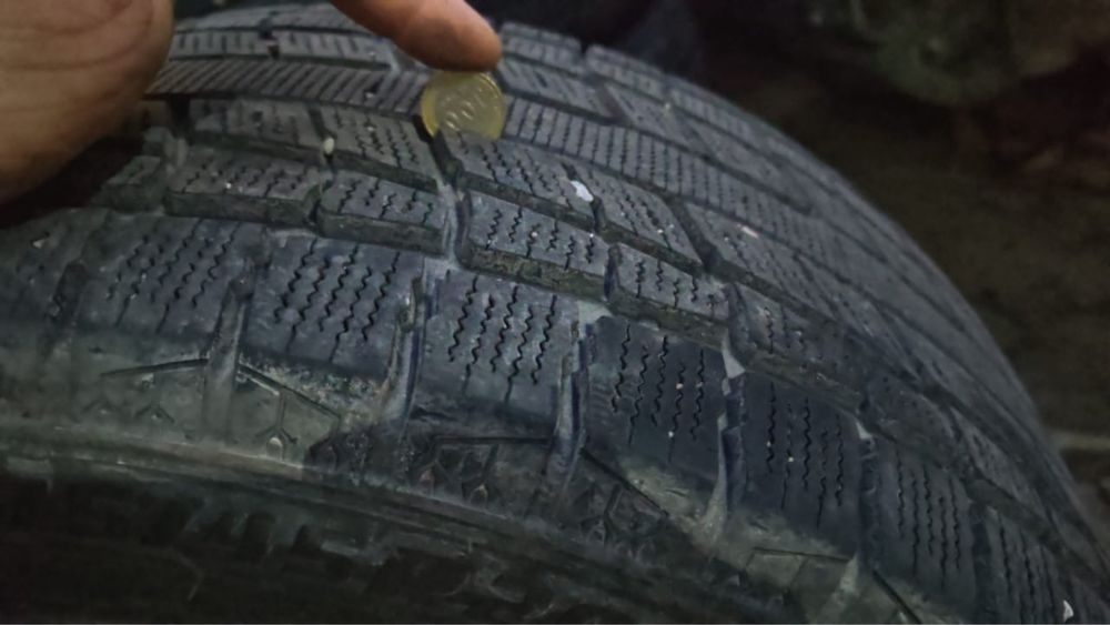 Продам диски с резиной на Porshe
