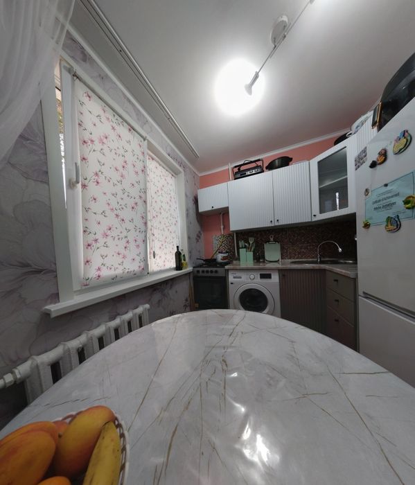 Продам 3 комнатную квартиру