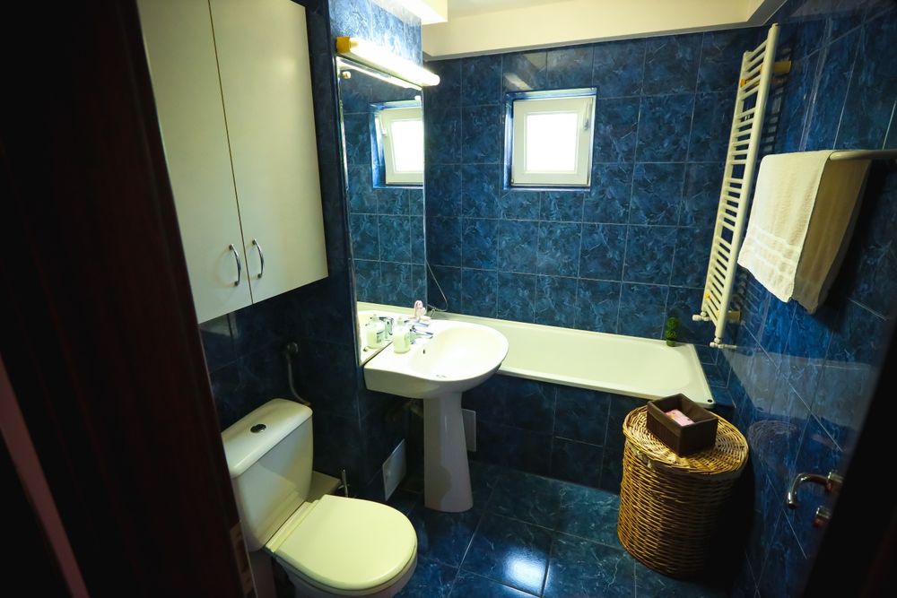 Închiriez apartamen