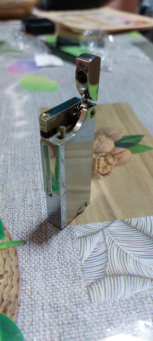 Bricheta pe benzină replica Dunhill Rollagas