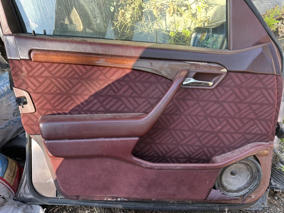 Салон на мерседес w202