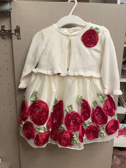 Рокля официална с рози 80-86 см 12-18м