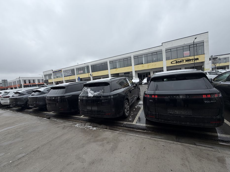 Lynk 900           .