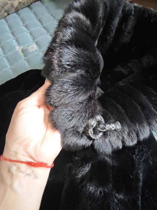 Продам шубу Мутон