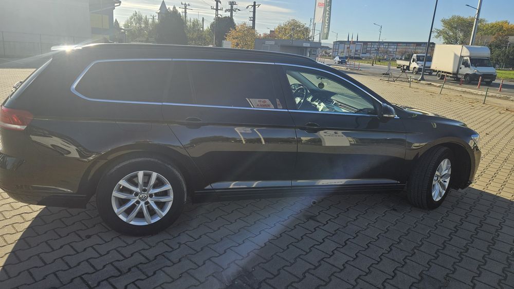 Vând Volkswagen Passat