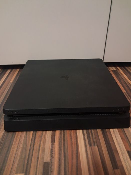 Playstation 4 slim 512gb+volan Myria