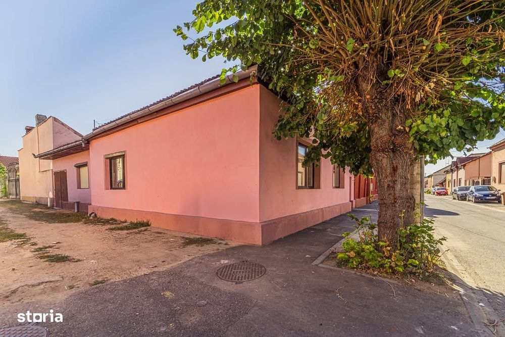 Casa Arad zona Biserica sarbeasca