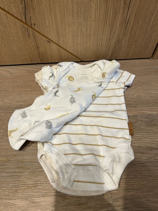 Нови бодита 100% памук с къс ръкав 0-3 месеца