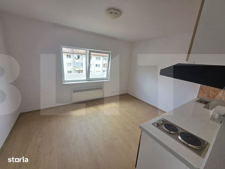 Garsoniera moderna recent renovata