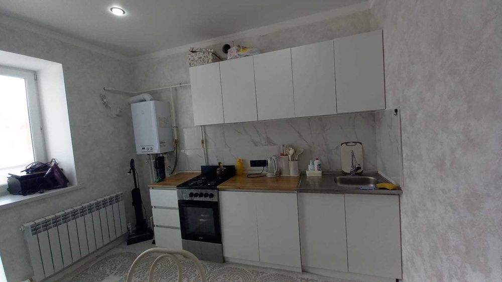 Продам 1 комн.кв на Батысе с ремонтом
