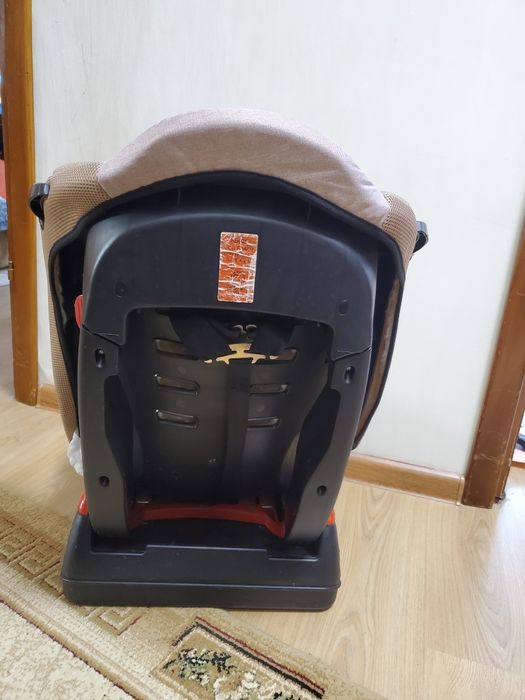 Продам автокресло