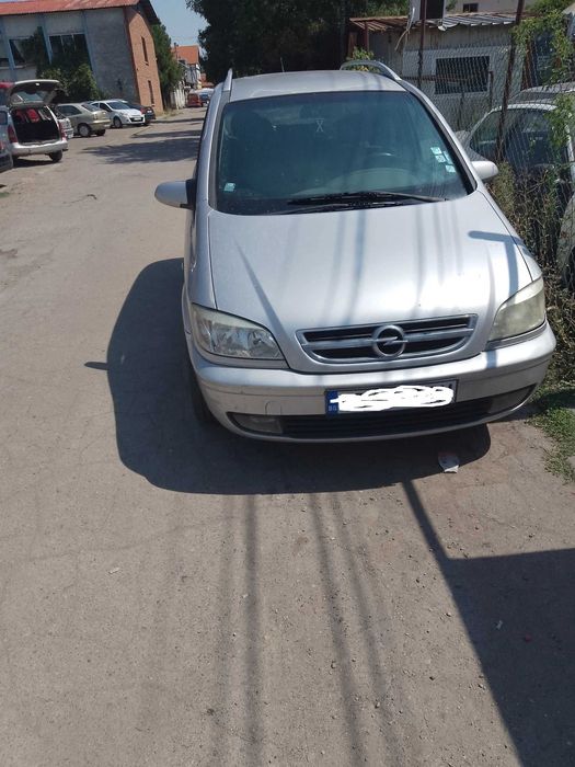 Opel Zafira A за части - блокирал двигател