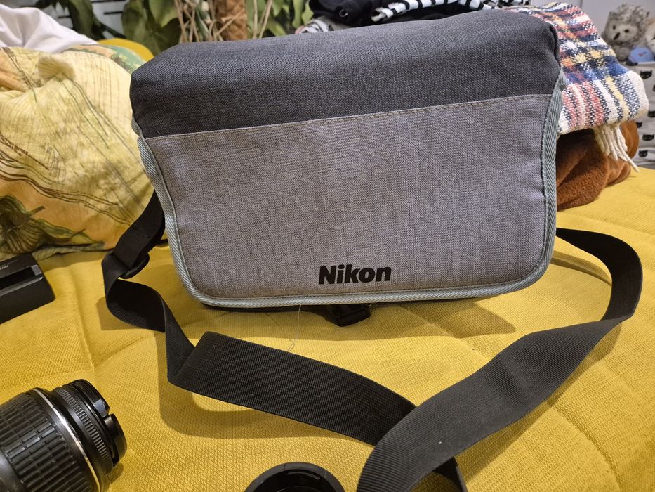 Aparat foto Nikon D3000