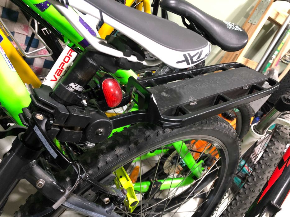 Алуминиев багажник за велосипед