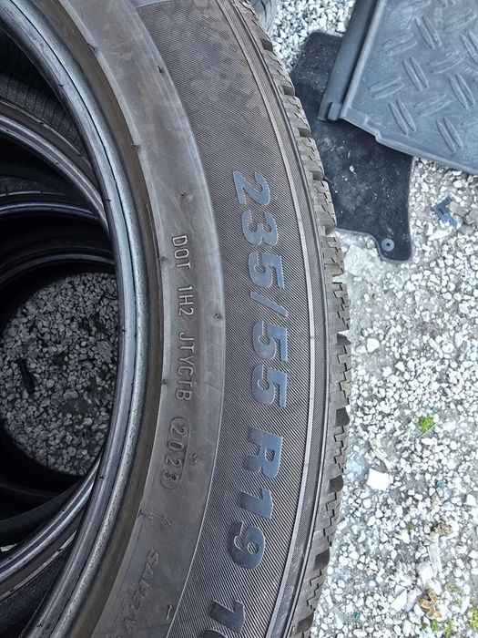 Зимни гуми  KUMHO  235/55/19