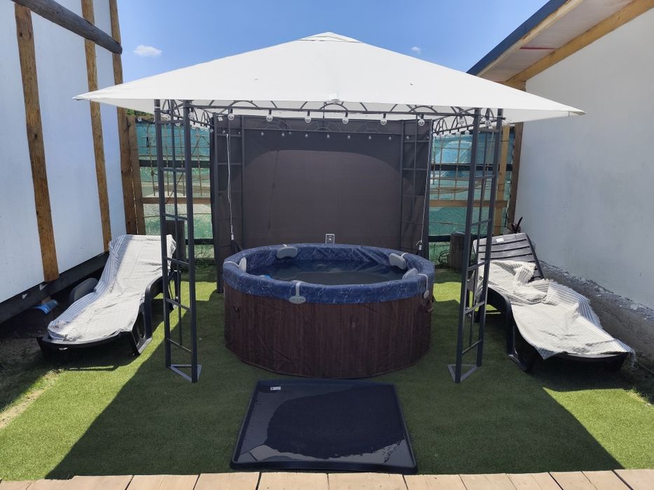 Jacuzzi și spa la cabana
