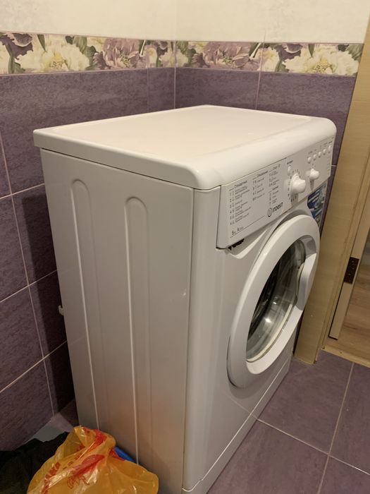 Стиральная машина рабочая