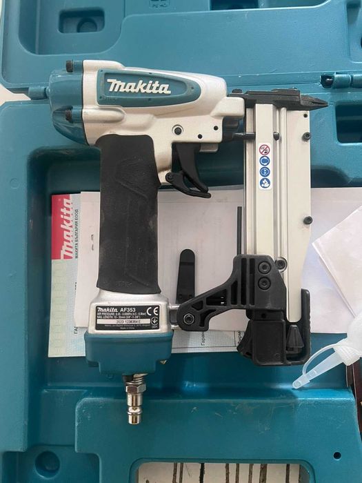 Инструменти Dewalt / Bosch / Makita