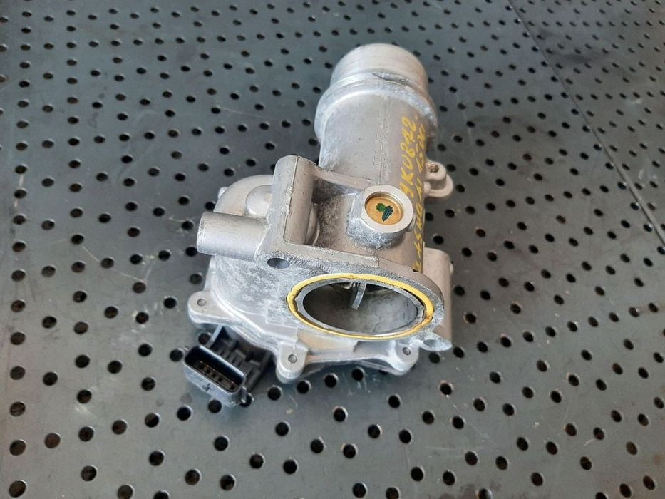 clapeta acceleratie 1.5 dci  nissan qashqai 2 suv j11  renault kadjar 161a03415r