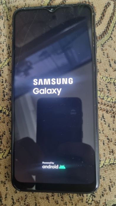 Продам сотовый телефон