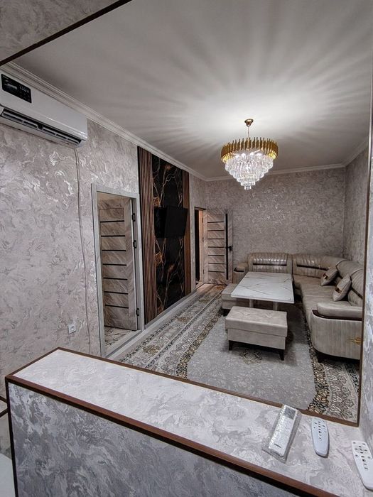 Чилонзор 18 квартира 2 хона 3 хона килинган евро ремонт янги мебели