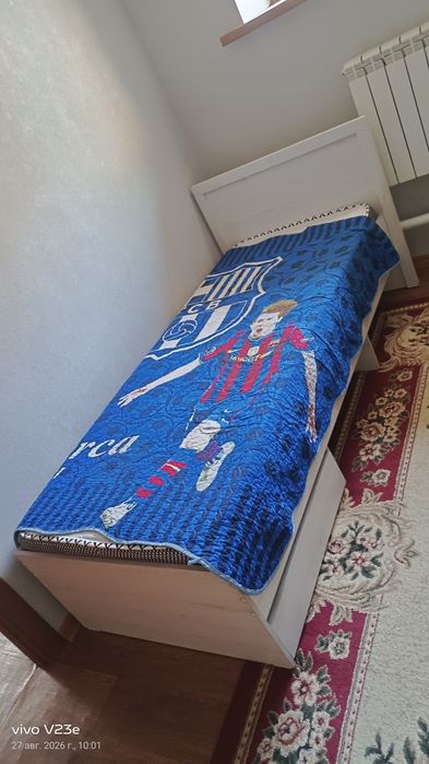 Продам гарнитур для подростка