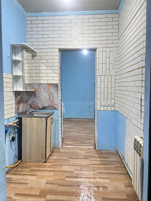 Сдам времянку 1 ком без хозяйев. Газовое отпление.