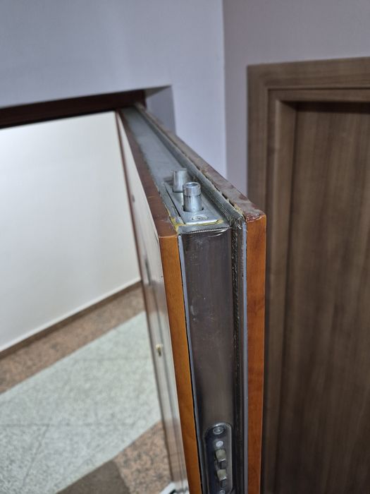 Входная дверь Италия