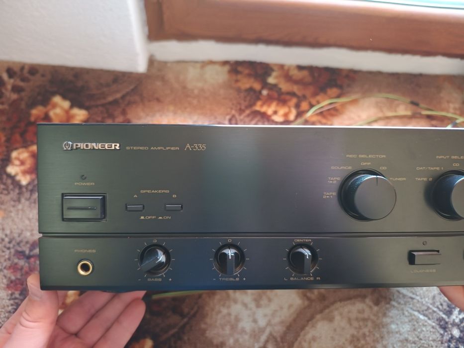 Pioneer A 335 усилвател