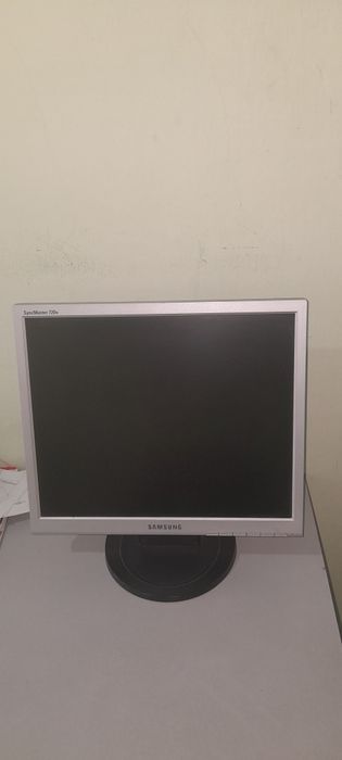 Продаётся монитор SAMSUNG 17