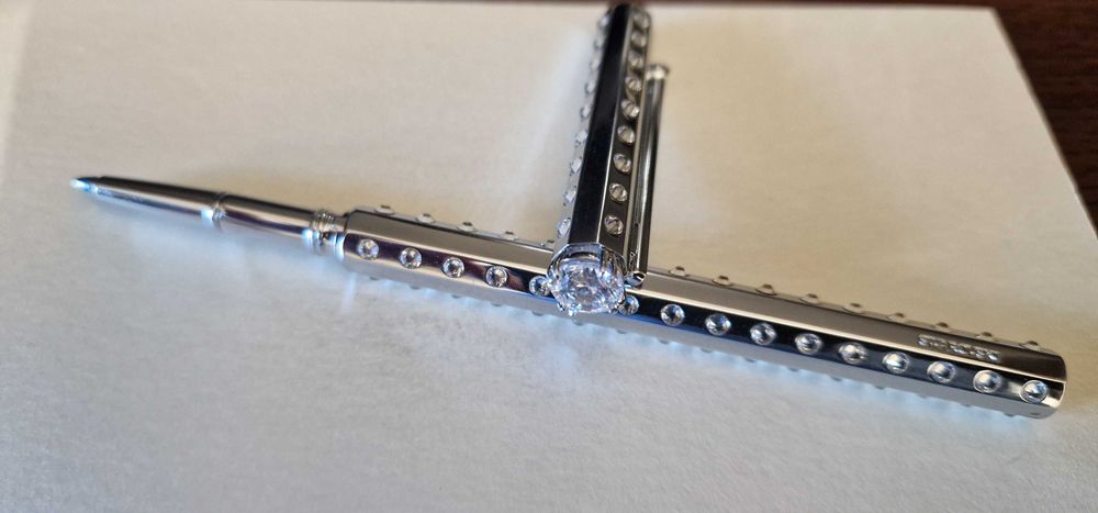 Химикал с камъни SWAROVSKI