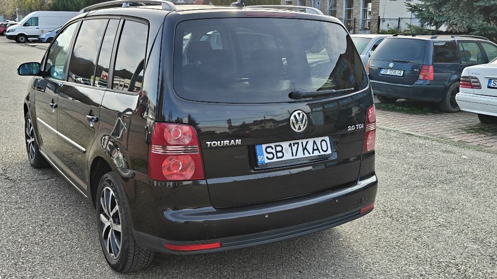 Vanzare auto VW Touran