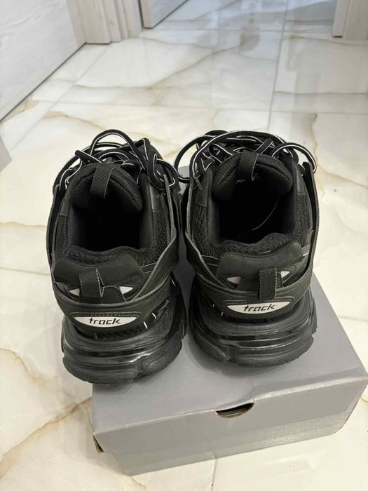 Маратонки Balenciaga