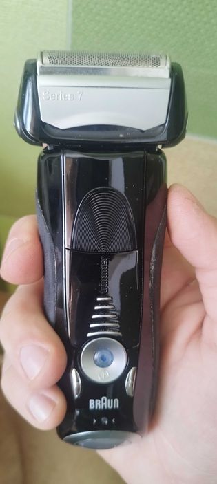 продам бритву Braun 7 series