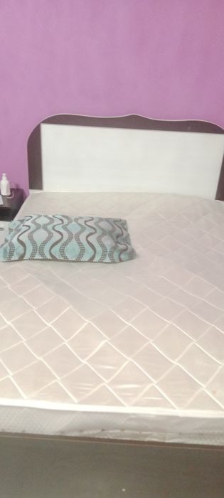 Кровать хорошем состоянии