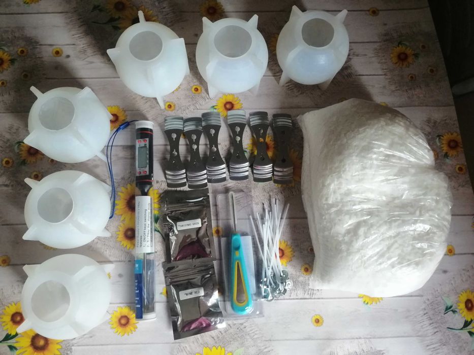 Разпродажба на коледни молдове