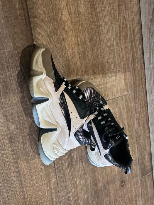 Steve Madden обувки