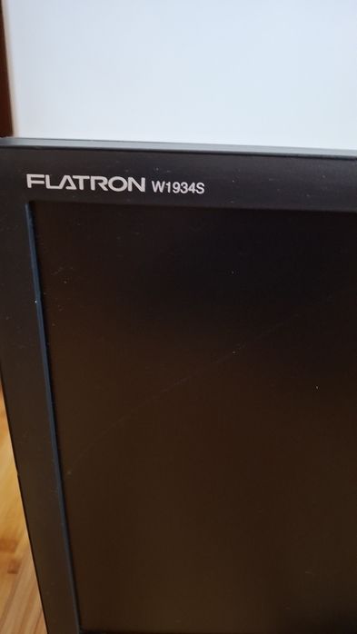 Monitor LG Flatron 19"  W1934S