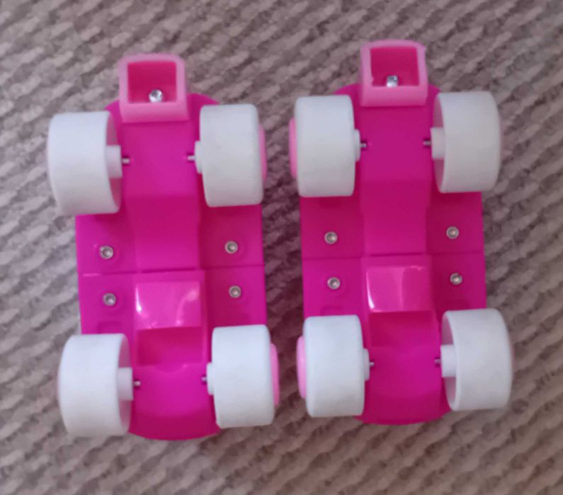 Patine cu rotile reglabile 23-27 + genunchiere + cotiere